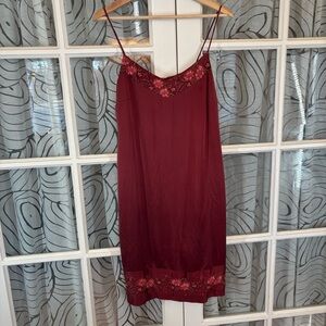 Hype L Red Silk Embroidered Mini Silk Spaghetti Strap Party Dress
